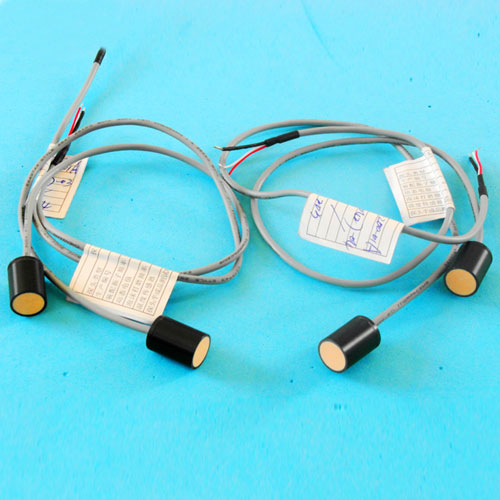 Sensor piezoelétrico para medidor de fluxo de gás ultrassônico