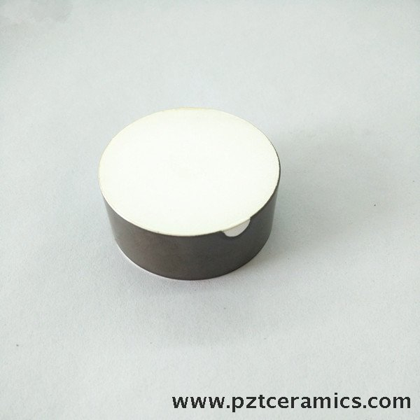 Discos piezocerâmicos