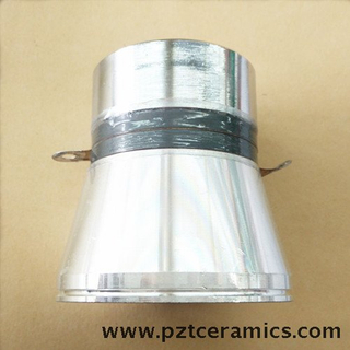 Transdutor piezoelétrico ultrassônico para limpeza
