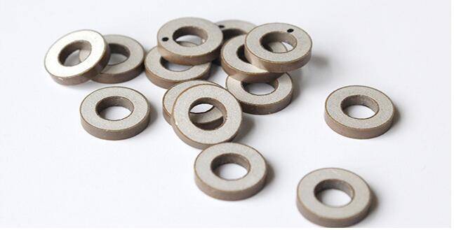 anel piezoel&eacute;trico