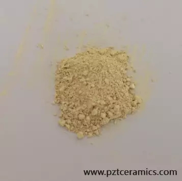 Material de cer&acirc;mica piezoel&eacute;trica de baixa temperatura sinterizada